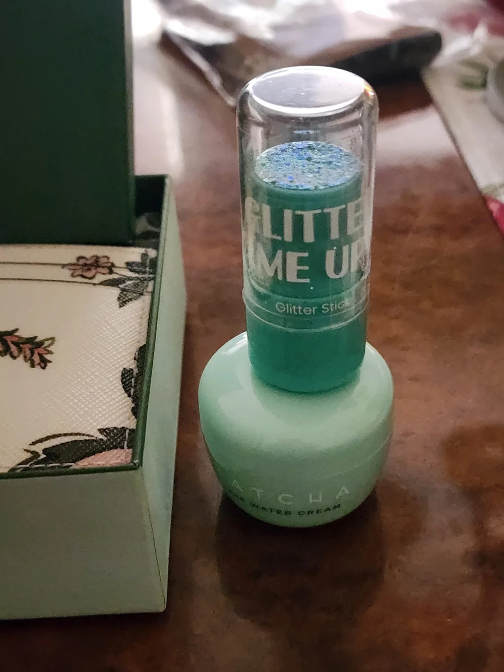 ✨️NWT Kate Spade Floral Card Holder Gift Bundle w/ Lip Care